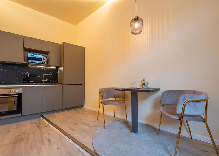 Llr Design Apartment- Santal Blush Im Zentrum Von Апартаменты *